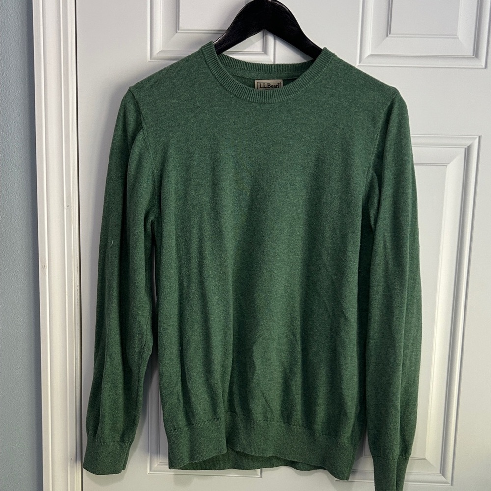 L.L. Bean Green Crewneck Sweater - Medium